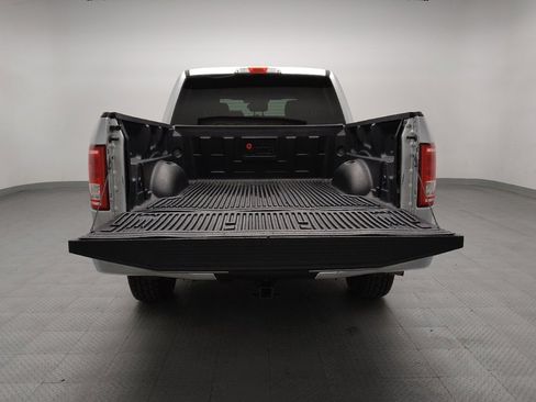 Used 2015 Ford F150 XLT image 29