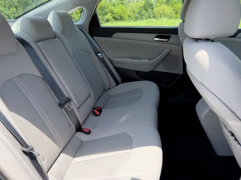 Used 2019 Hyundai Sonata SE FWD image 30