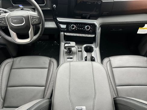 New 2026 GMC Sierra 1500 Denali AWD/4WD image 14