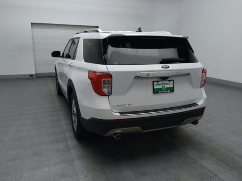 Used 2022 Ford Explorer Limited w/ Equipment Group 301A RWD image 5