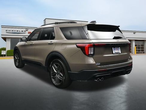 Used 2026 Ford Explorer ST w/ Sun And Sound Package AWD/4WD image 3
