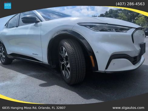 Used 2021 Ford Mustang Mach-E Premium RWD image 9