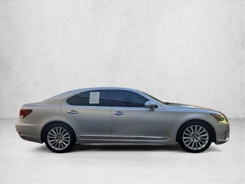 Used 2015 Lexus LS 460 AWD w/ Comfort Package image 4