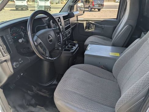 Used 2023 GMC Savana 2500 Extended w/ Driver Convenience Package RWD image 21