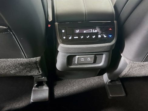 Certified 2026 INFINITI QX60 Luxe w/ Cargo Package FWD image 32