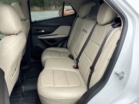 Used 2020 Buick Encore Essence w/ Experience Buick Package image 26