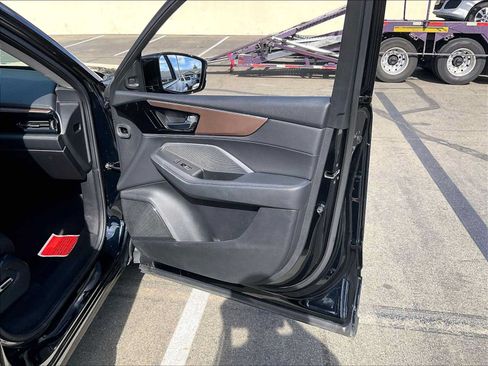 Used 2022 Acura MDX FWD image 25
