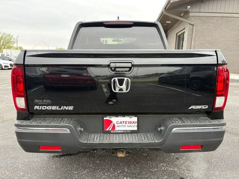 Used 2017 Honda Ridgeline Sport image 4