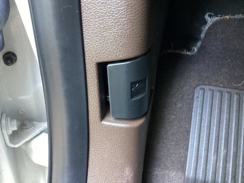Used 2019 Ford F150 King Ranch w/ Equipment Group 601A Luxury AWD/4WD image 68