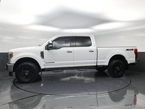 Used 2019 Ford F250 XLT w/ XLT Premium Package AWD/4WD image 3