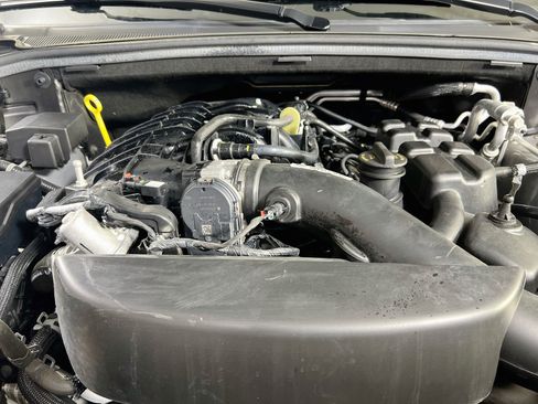 Used 2023 Dodge Durango GT AWD/4WD image 31