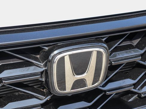 Used 2024 Honda CR-V Sport image 4