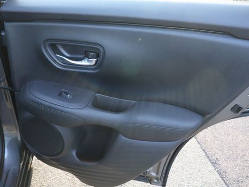 Certified 2025 Honda HR-V LX image 24