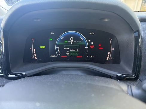 Used 2025 Toyota Camry LE image 26