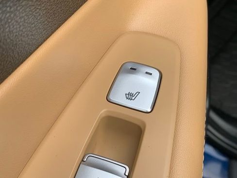 Certified 2023 Hyundai Santa Fe Calligraphy w/ Winter Weather Package image 20