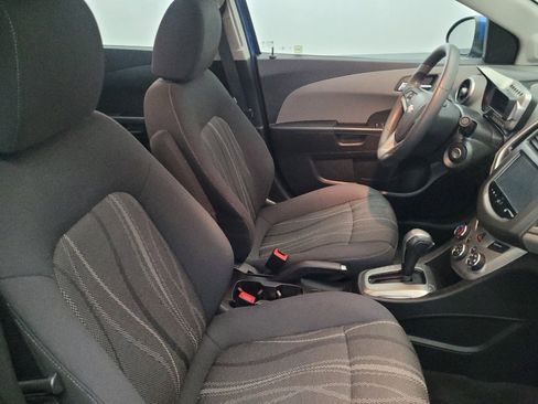 Used 2016 Chevrolet Sonic LT image 21