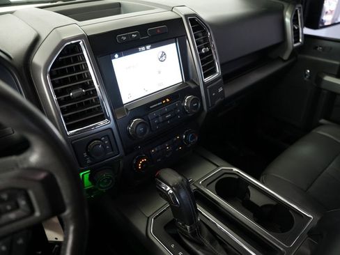 Used 2016 Ford F150 XLT w/ Equipment Group 302A Luxury AWD/4WD image 17