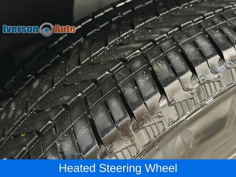 Used 2026 Chevrolet Traverse LT AWD/4WD image 13