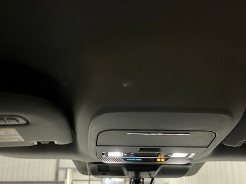 Used 2024 Ford F250 Lariat image 31