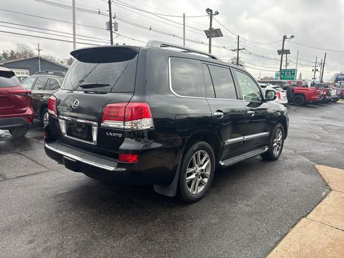 Used 2015 Lexus LX 570 4WD image 10