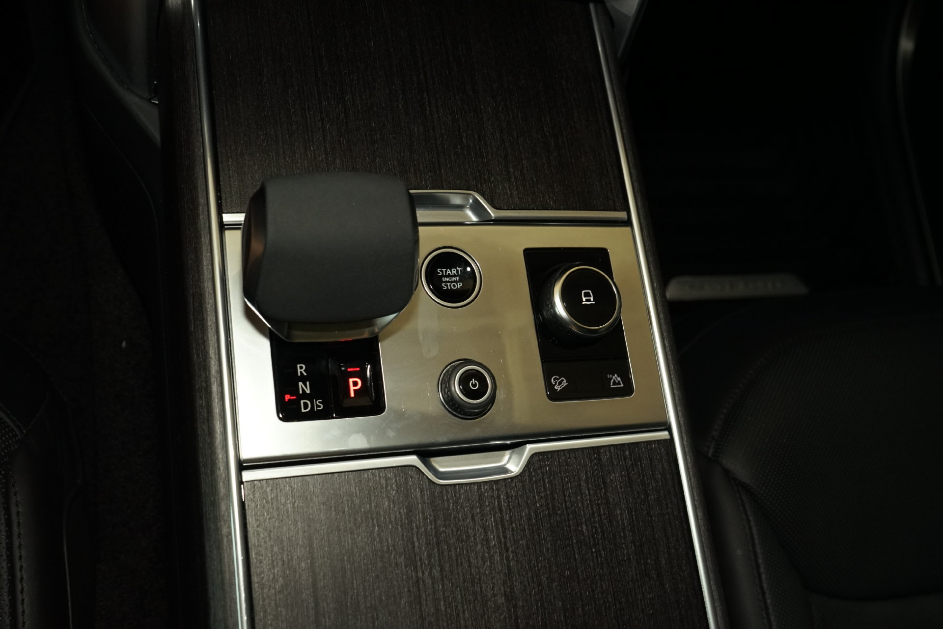 Used 2023 Land Rover Range Rover SE AWD/4WD image 21