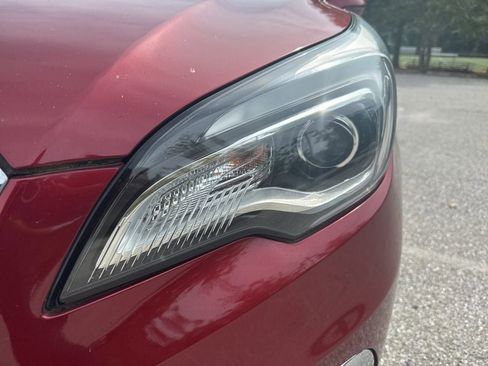 Used 2017 Buick Envision Essence image 3