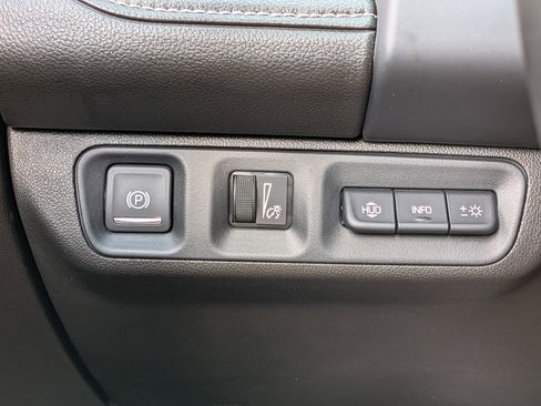 Used 2023 GMC Acadia Denali AWD/4WD image 24