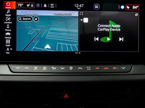 Used 2025 Dodge Charger R/T Scat Pack w/ Track Pack image 21