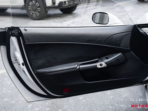 Used 2012 Chevrolet Corvette Coupe image 12