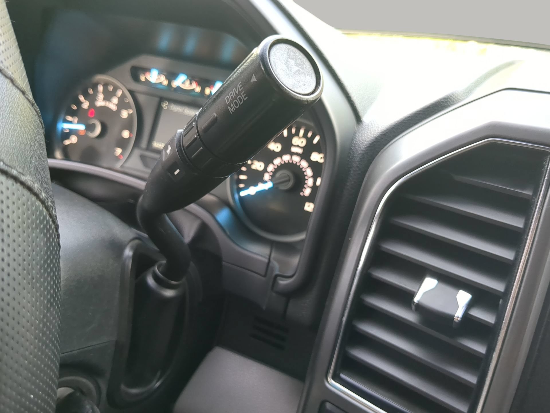 Used 2020 Ford F150 XLT w/ Equipment Group 301A Mid AWD/4WD image 62