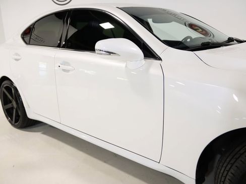 Used 2011 Lexus IS 250 image 9