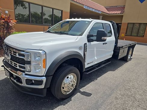 Used 2023 Ford F550 4x4 SuperCab Super Duty image 2