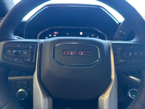 New 2026 GMC Sierra 1500 SLE w/ Preferred Package AWD/4WD image 25