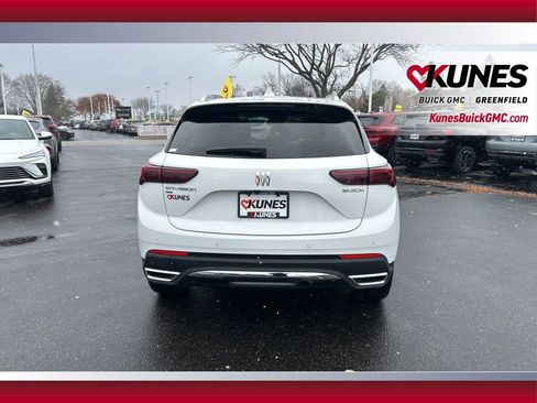 Used 2024 Buick Envision Preferred image 6