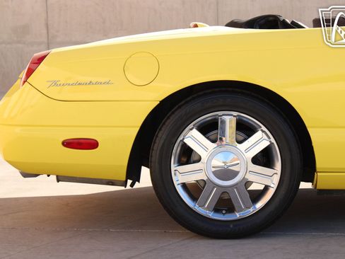 Used 2004 Ford Thunderbird RWD image 40