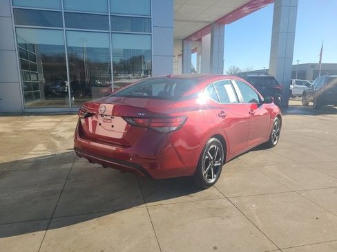 Used 2024 Nissan Sentra SV image 7