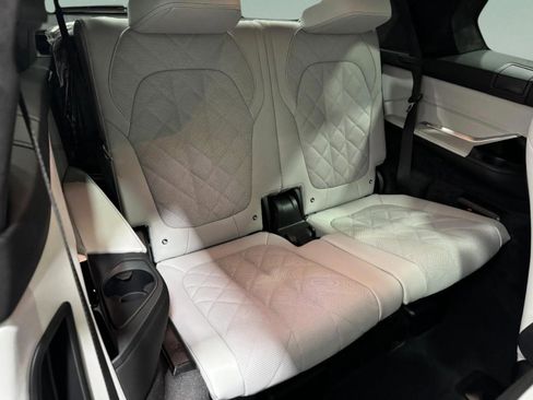 New 2026 BMW X7 xDrive40i image 10
