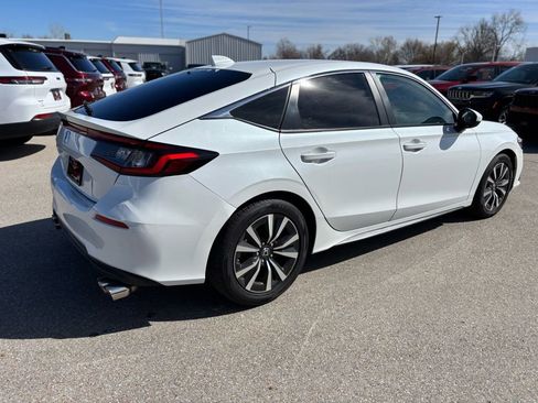 Used 2024 Honda Civic EX-L image 6