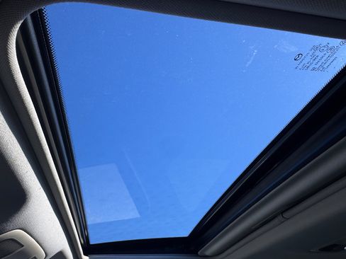 Used 2017 MAZDA CX-5 Touring w/ Preferred Equipment Package image 12