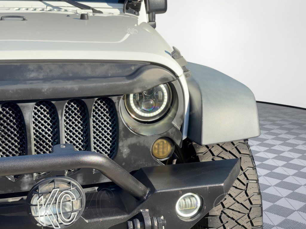 Used 2016 Jeep Wrangler Unlimited Sport AWD/4WD image 12