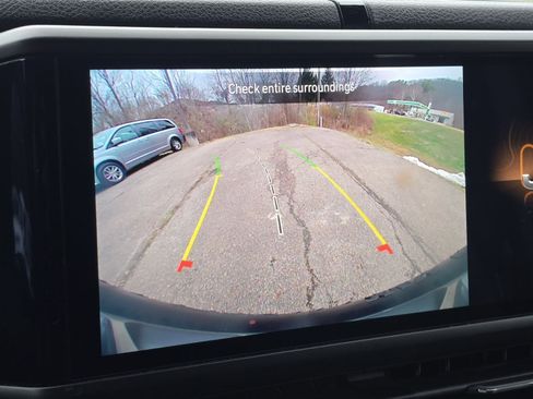 Used 2024 Jeep Wrangler Sport S image 6