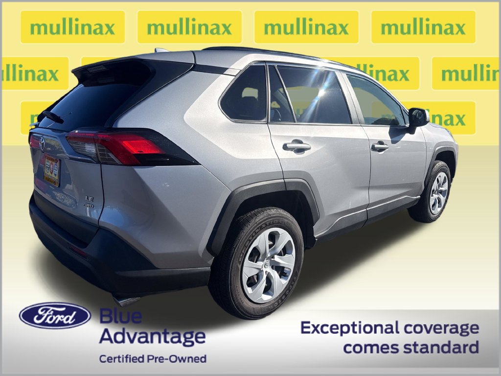 Used 2019 Toyota RAV4 LE w/ All Weather Liner Package AWD/4WD image 3