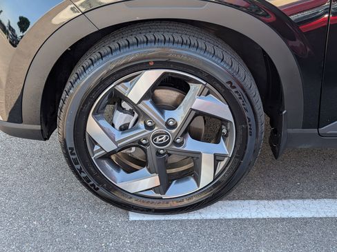 Certified 2026 Hyundai Venue SEL FWD image 15