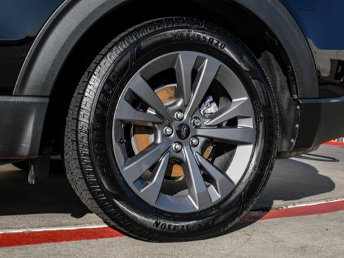 Used 2021 Ford Explorer XLT w/ Equipment Group 202A image 50