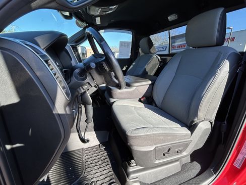 Used 2022 RAM 2500 Big Horn w/ Level C Equiment Group image 21