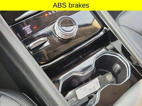 Used 2022 Jeep Grand Cherokee L Limited w/ Black Appearance Package AWD/4WD image 19