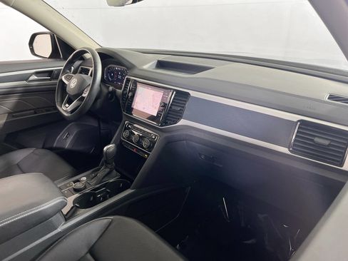 Used 2022 Volkswagen Atlas SEL R-Line image 29