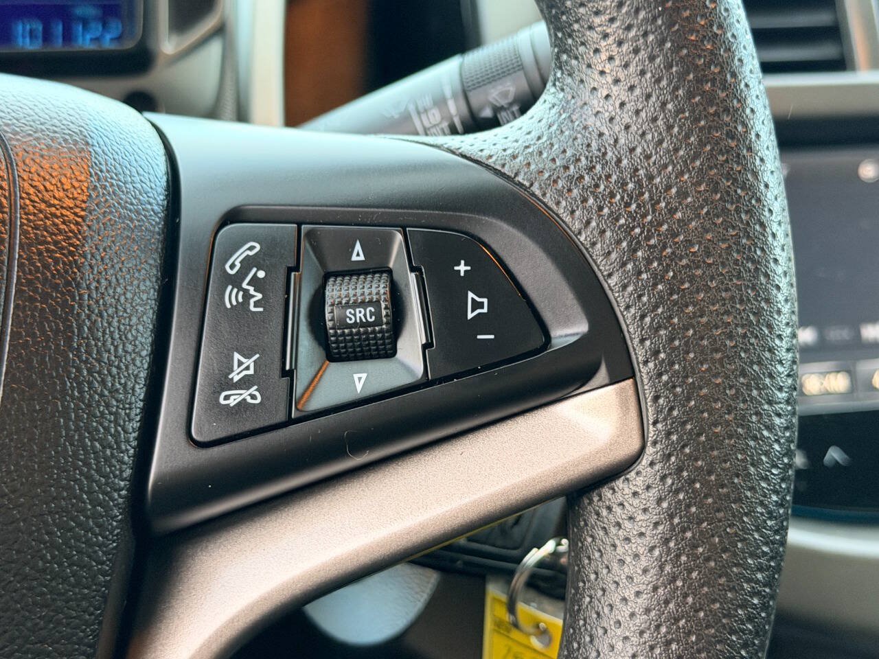 Used 2016 Chevrolet Sonic LT FWD image 29