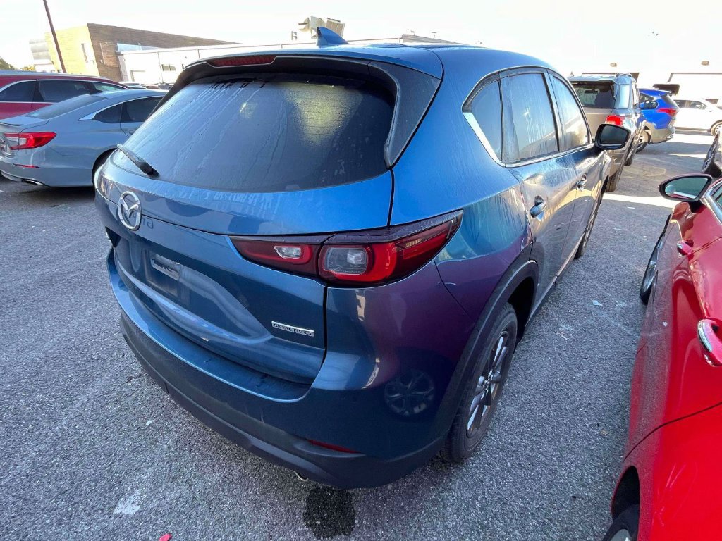 Used 2023 MAZDA CX-5 AWD 2.5 S w/ Select Package image 2