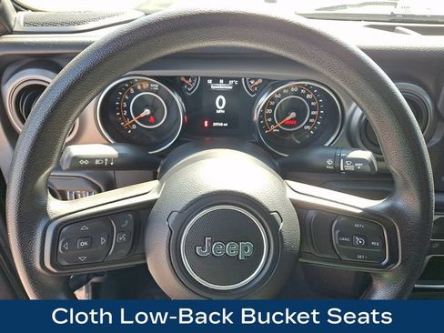 Used 2022 Jeep Wrangler Unlimited Sport AWD/4WD image 4